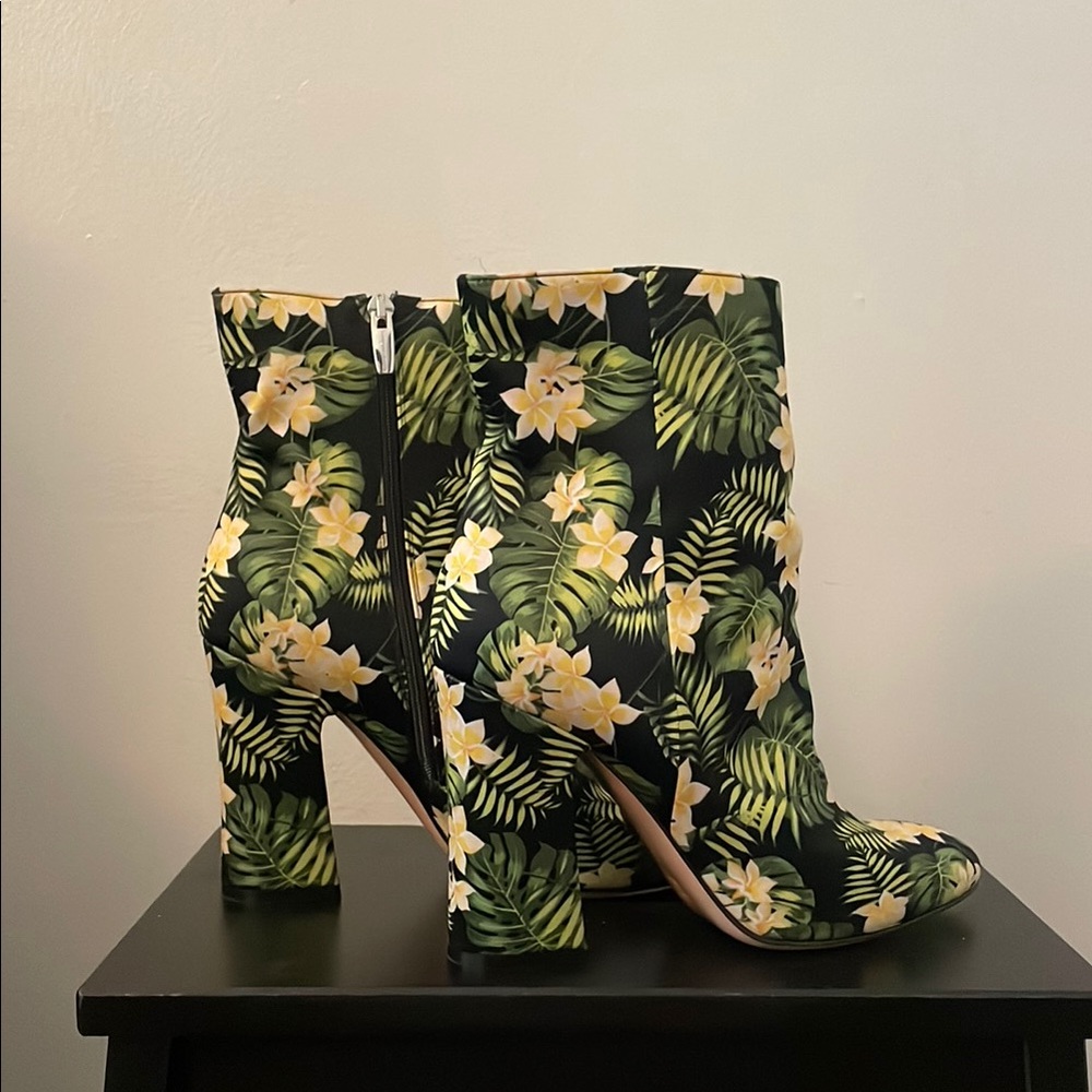 Gianvito Rossi Floral Print Women's Ankle Boots